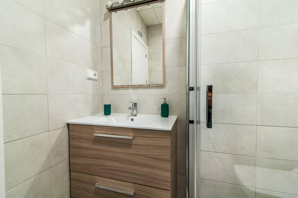 #15PIN-2 Apartamento de un dormitorio en Tetuán Madrid Esterno foto