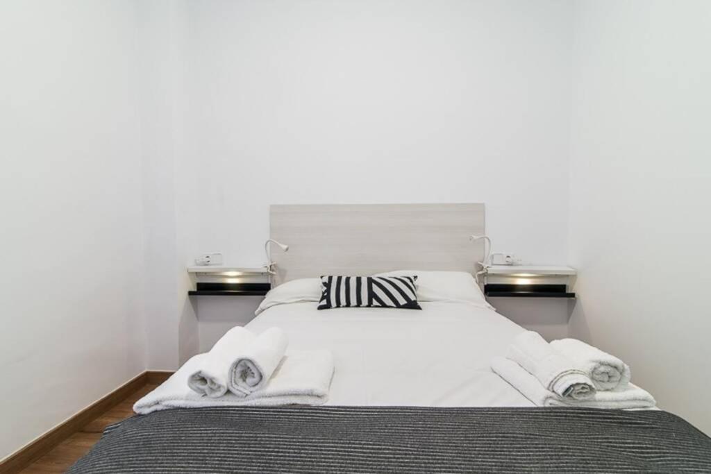 #15PIN-2 Apartamento de un dormitorio en Tetuán Madrid Esterno foto
