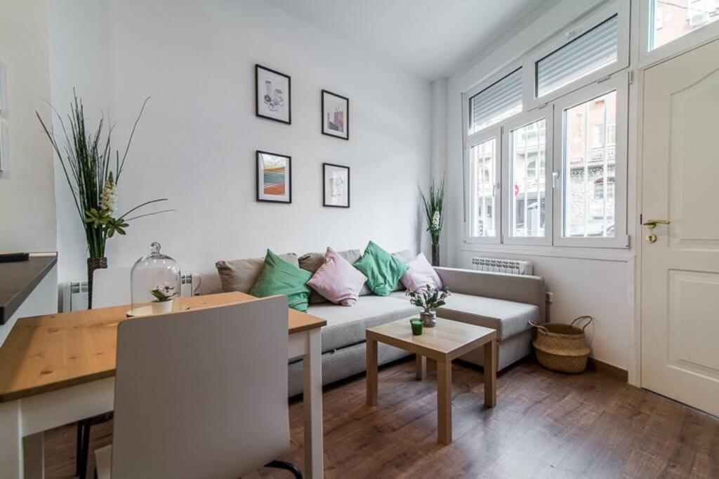 #15PIN-2 Apartamento de un dormitorio en Tetuán Madrid Esterno foto